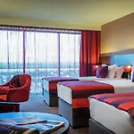 فندق & 4*
