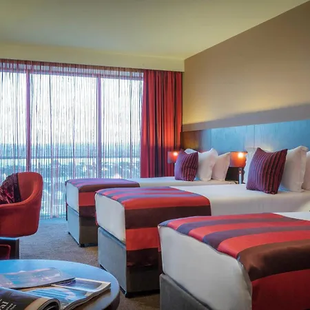 Hotell &